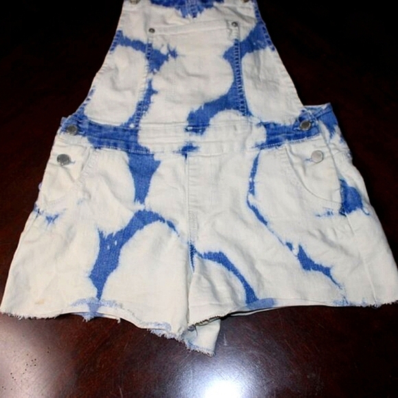 Vintage Inspired Jordache Overalls Shorts | THRASHED | Indie Style - Picture 3 of 10